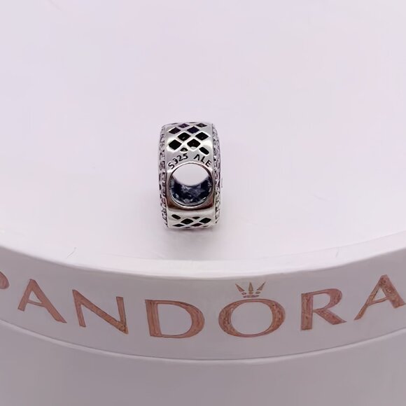 Pandora Virginia Beach Exclusive Charm Travel Bead Pendant S925 Silver with box - Picture 2 of 3